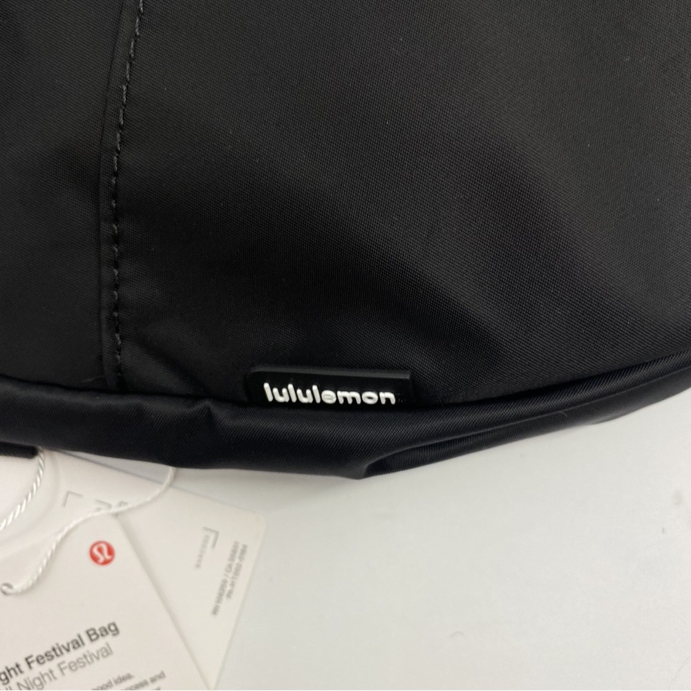 🧚‍♀️Lululemon Festival Bag 5L • Black/Gold • New - Picture 9 of 9